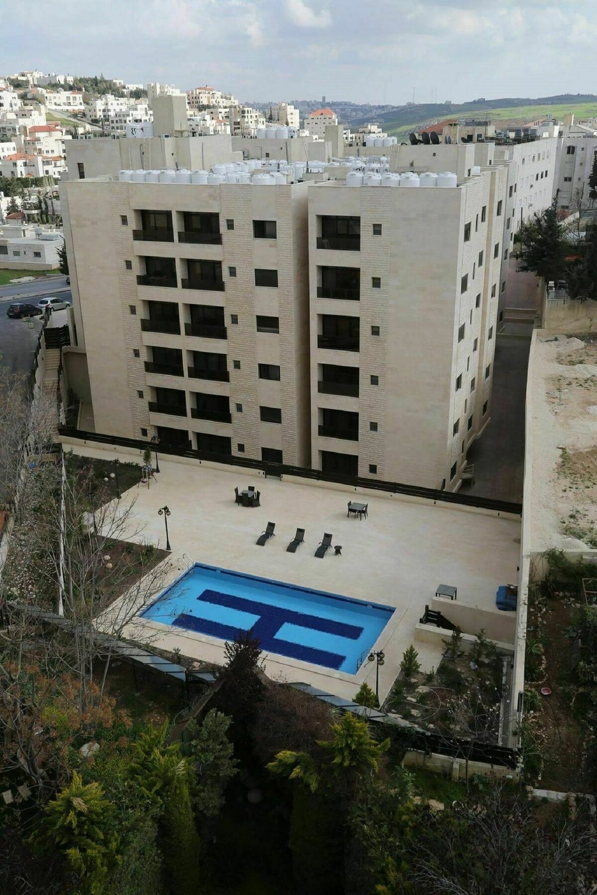 Cozy Dair Ghbar Apartment Amman Exterior photo